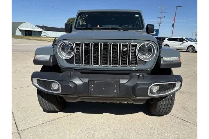 Jeep Wrangler 2024 4x4 Sahar image 3