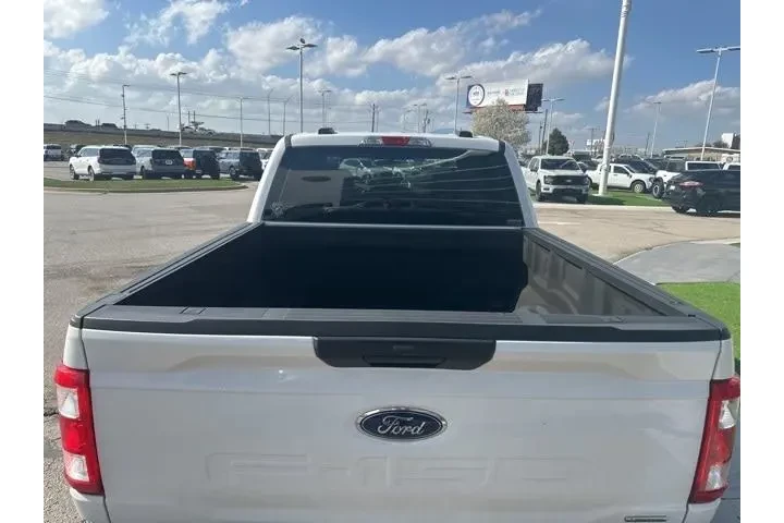 $32550 : Ford F-150 2022 4x2 XL 4dr S image 7