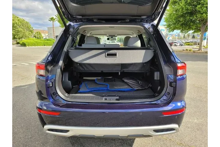 $33900 : Mitsubishi Outlander PHEV 20 image 10