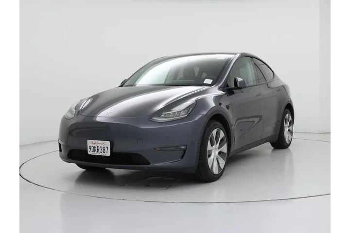 $29998 : Tesla Model Y 2022 AWD Long image 4