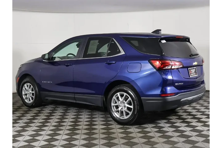 $19893 : Chevrolet Equinox 2023 4x4 L image 6