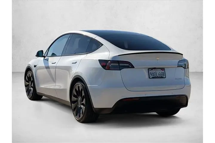 $23281 : Tesla Model Y 2022 AWD Perfo image 8
