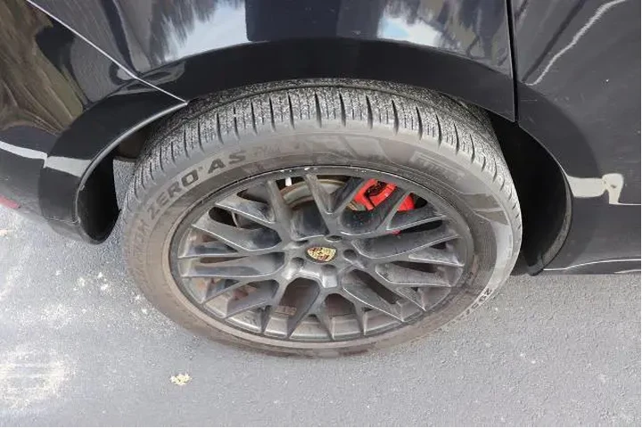 $25000 : Porsche Macan 2017 AWD GTS 4 image 4