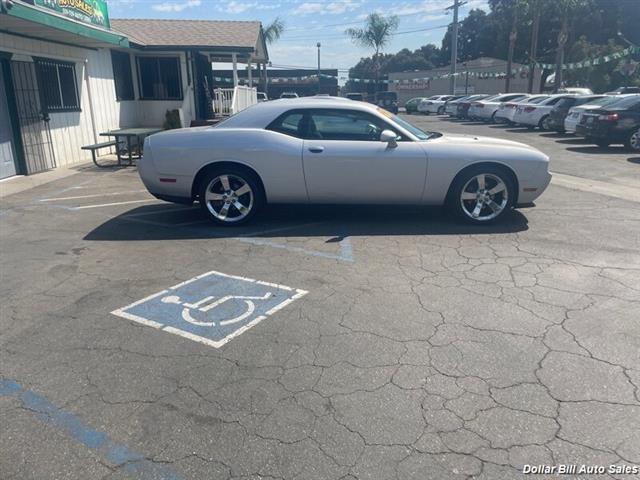 $14995 : 2012 Challenger SXT Coupe image 8