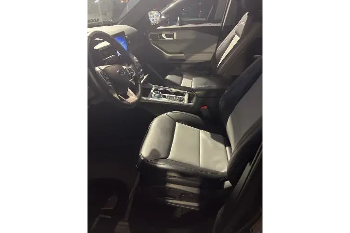 $30498 : Ford Explorer 2022 AWD XLT 4 image 5