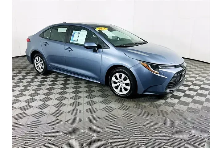 $20800 : Toyota Corolla 2024 LE 4dr S image 1