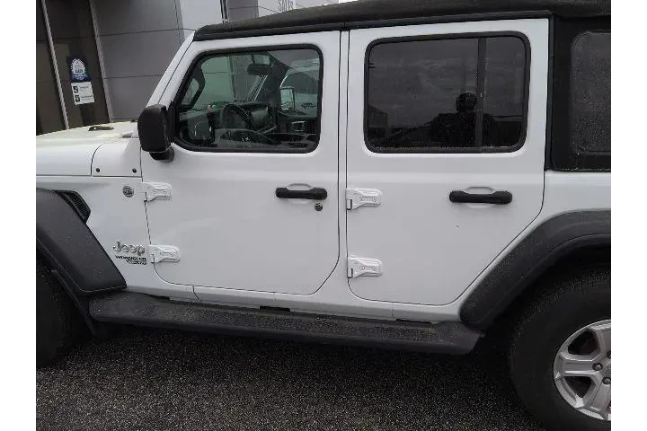 $27971 : Jeep Wrangler Unlimited 2020 image 9