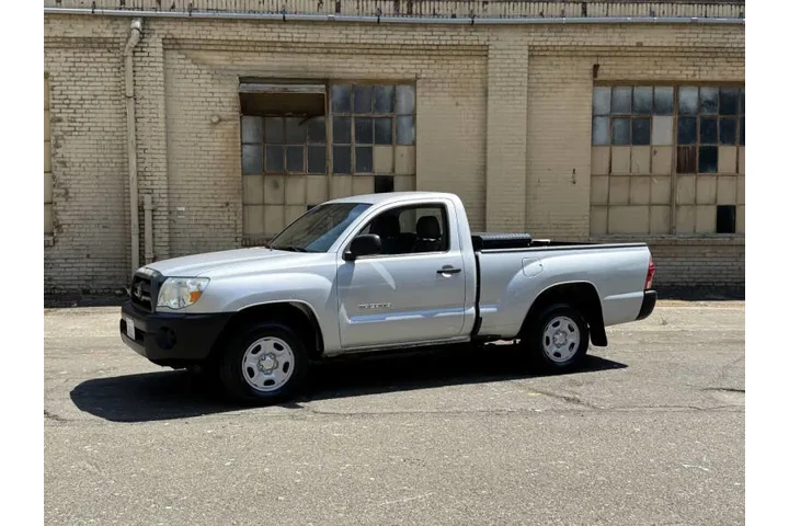 $13988 : 2007 Tacoma image 4