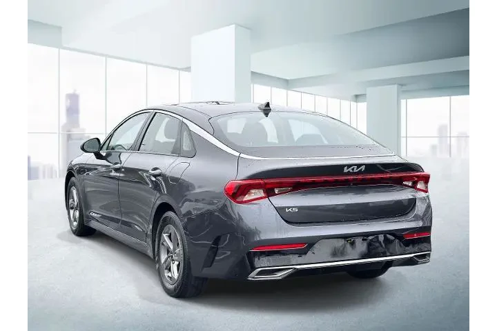 $20888 : Kia K5 2023 LXS 4dr Sedan image 3