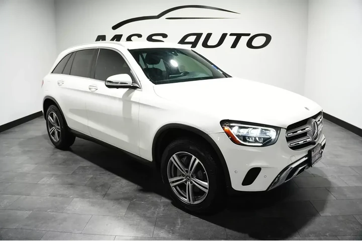 $16568 : 2021 GLC 300 image 7