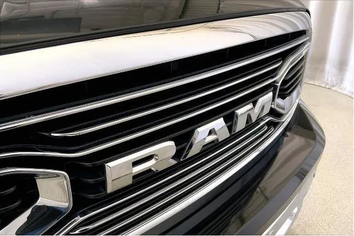 $23591 : Ram 1500 2018 4x2 Laramie Li image 7