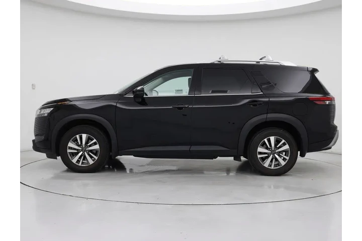 $28998 : Nissan Pathfinder 2023 AWD S image 3