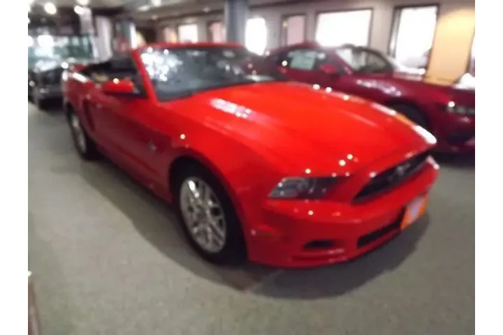 $12985 : Ford Mustang 2013 V6 2dr Con image 5