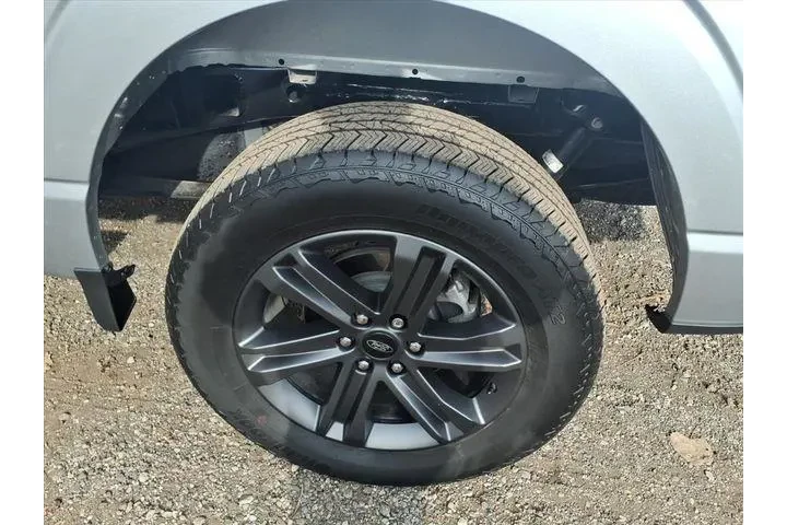 $39500 : Ford F-150 2023 4x4 XLT 4dr image 10