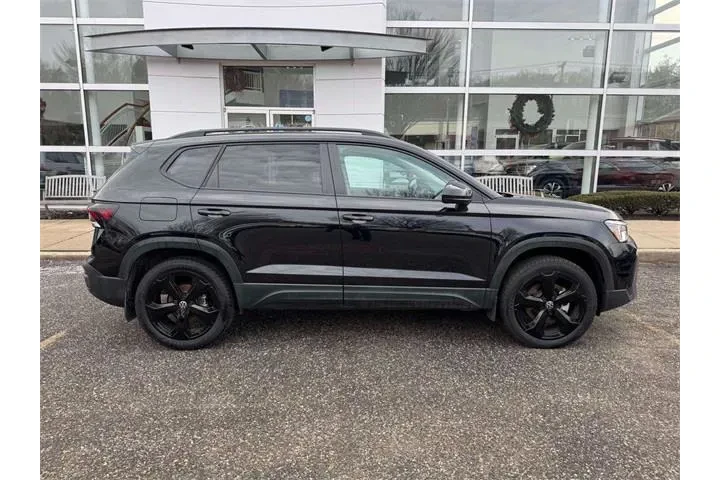 $29450 : Volkswagen Taos 2025 AWD SE image 9