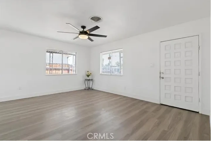 $2395 : HERMOSA CASA REMODELADA image 1