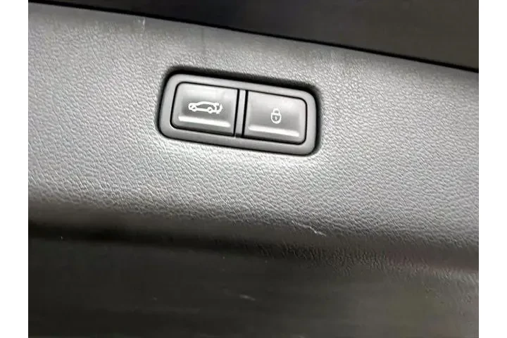 $39995 : Genesis GV80 2023 AWD 2.5T 4 image 9