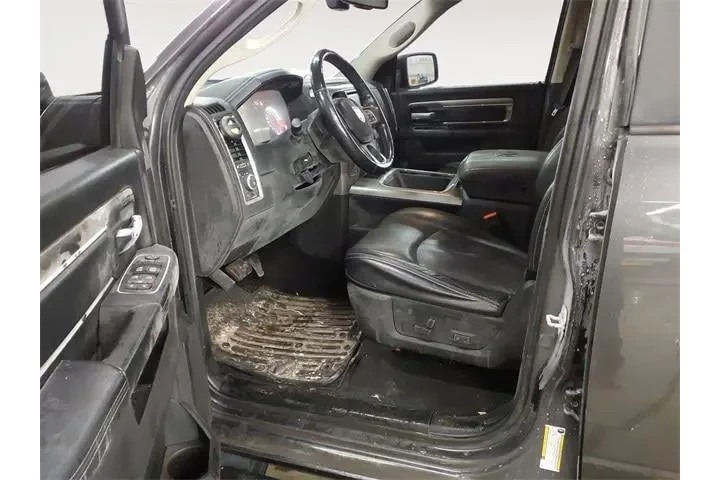 $31288 : Ram 1500 2018 4x4 Sport 4dr image 9