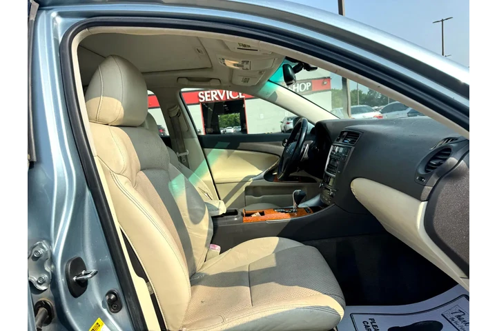 $8980 : 2009 IS 250 4dr Sport Sdn Aut image 10