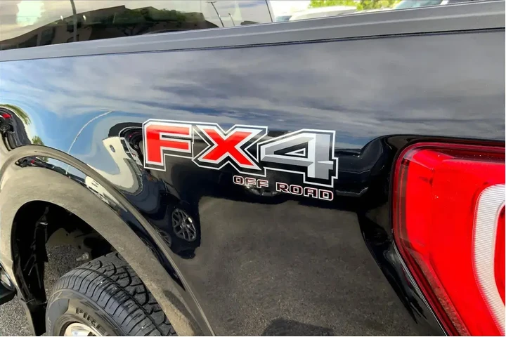 $33669 : Ford F-150 2022 4x4 Platinum image 10