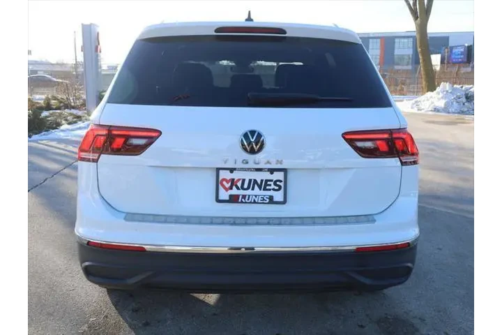 $21977 : Volkswagen Tiguan 2024 Wolfs image 8