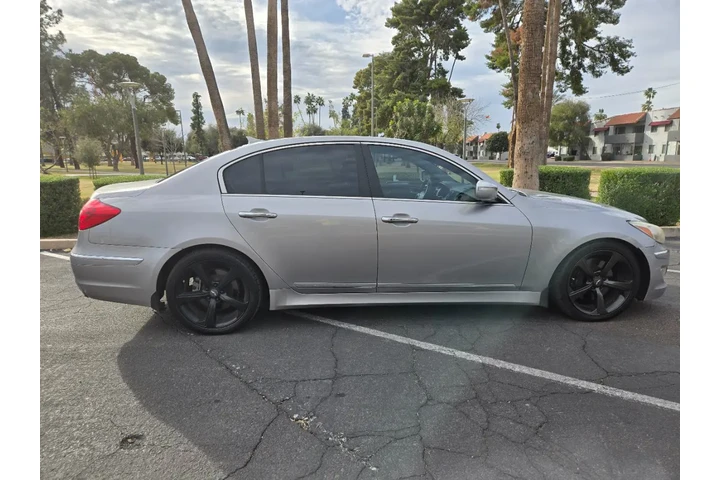 $9950 : 2012 Genesis image 8