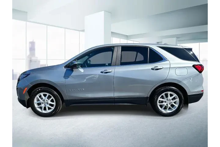$23999 : Chevrolet Equinox 2023 4x4 L image 2