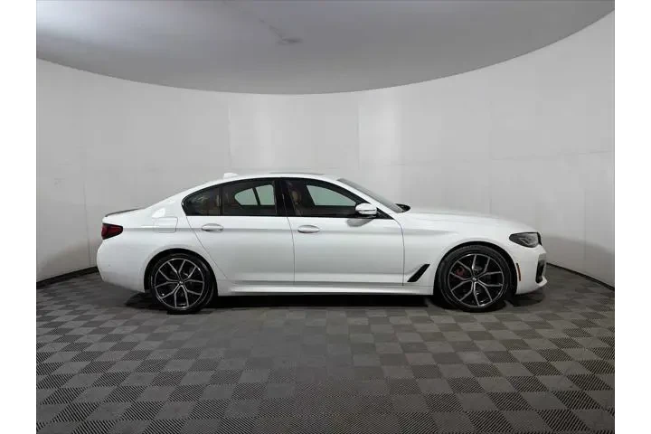 $39789 : BMW 5 Series 2023 AWD 530i x image 7