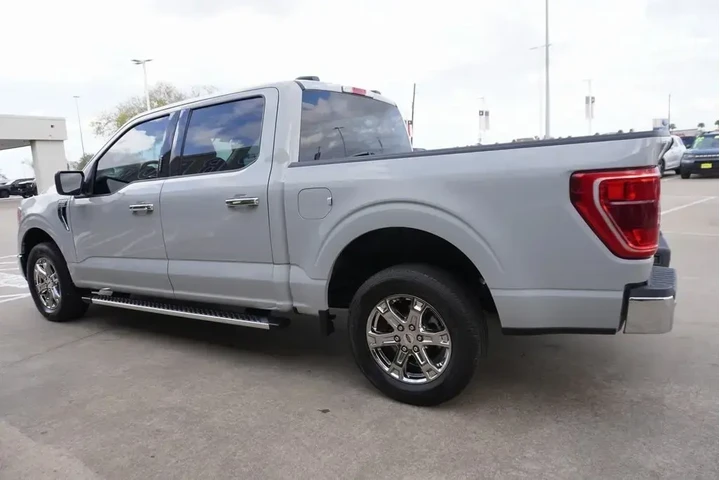 $34988 : Ford F-150 2023 4x2 XLT 4dr image 4