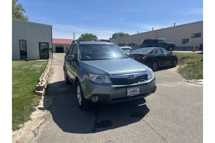 $8990 : 2013 Forester 2.5X Premium image 9