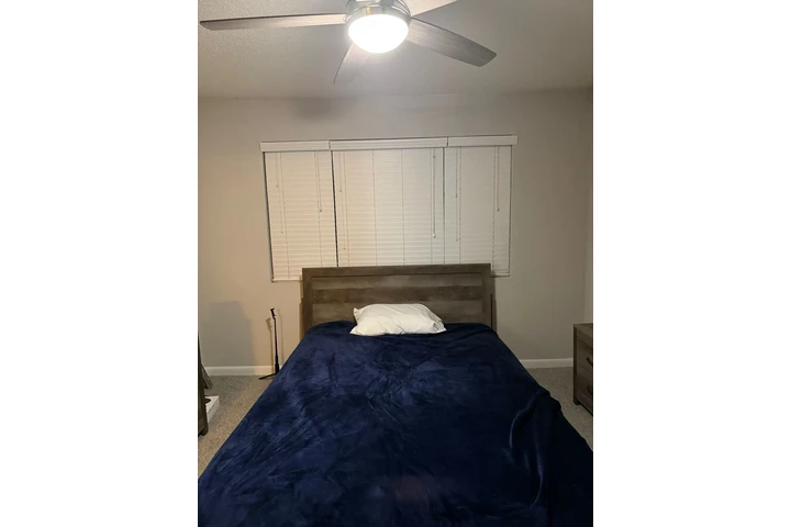 $1100 : Furniture (like new) image 2
