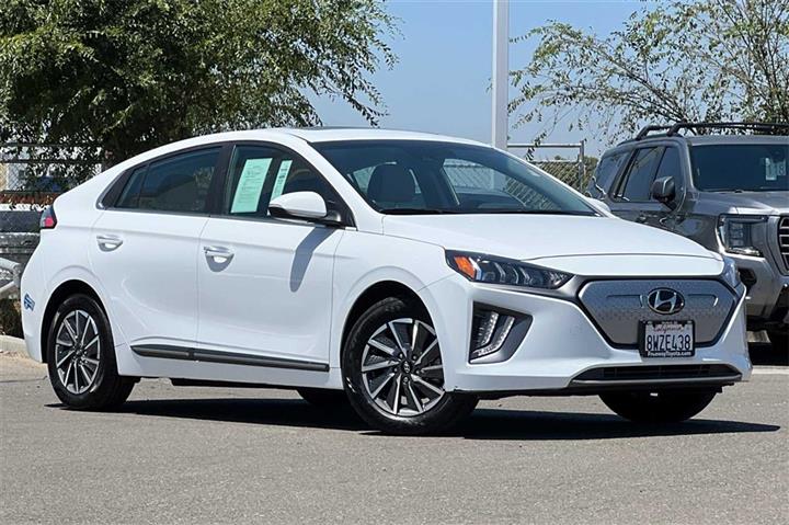 $18700 : Ioniq EV Limited image 2