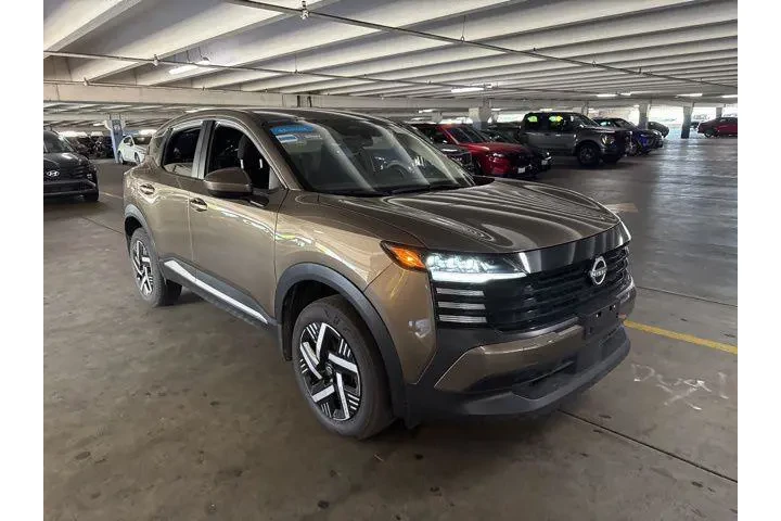 $21500 : Nissan Kicks 2025 SV 4dr Cro image 5