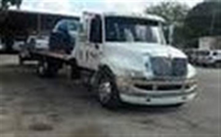 TOWING SERVICIO 24H 3058983678 image 3