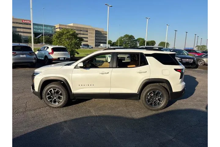 $33985 : Chevrolet Equinox 2026 4x4 A image 4