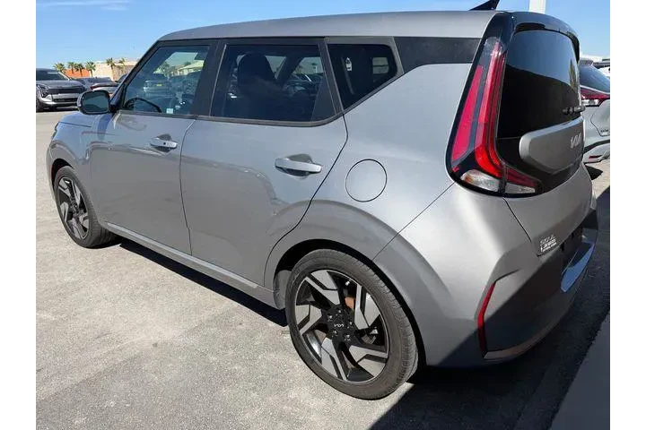 $18988 : Kia Soul 2023 GT-Line 4dr Cr image 4