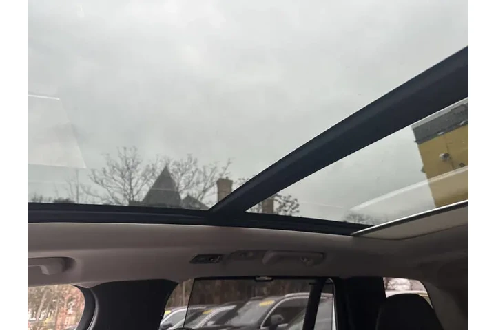 $15999 : 2017 XC90 T8 eAWD Inscription image 6