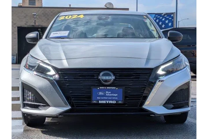 $17999 : Nissan Altima 2024 2.5 SV 4d image 9