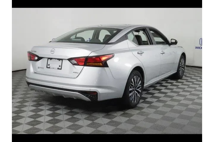 $25875 : Nissan Altima 2025 AWD 2.5 S image 7