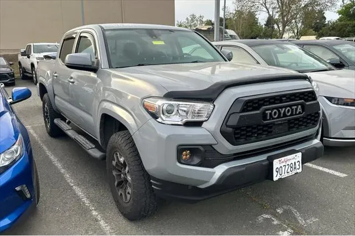 $26990 : Toyota Tacoma 2020 4x2 SR5 4 image 2