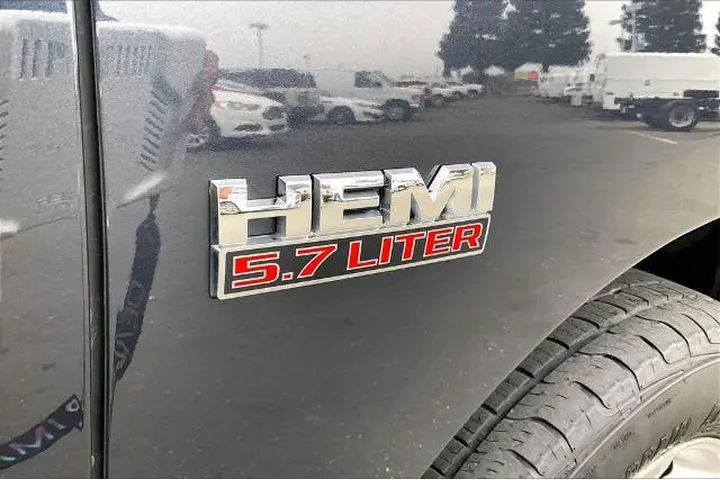 $18595 : Ram 1500 2016 4x2 Express Fl image 8