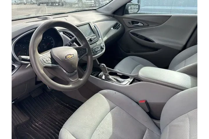 $10991 : Chevrolet Malibu 2017 LS 4dr image 6