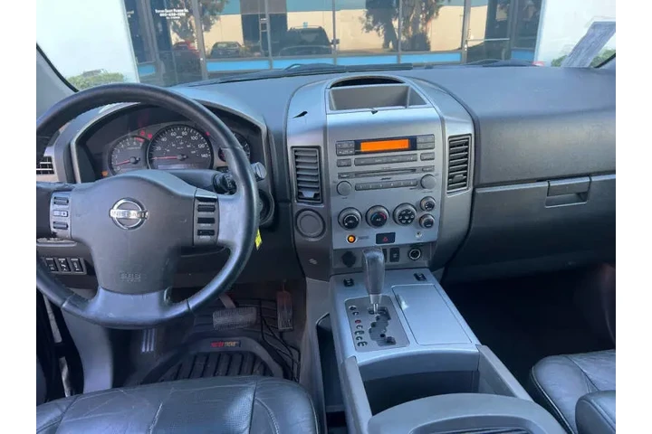 $2750 : 2005 Armada SE image 6