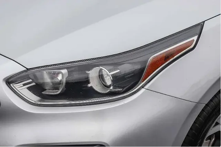 $14995 : Kia Forte 2021 FE 4dr Sedan image 10