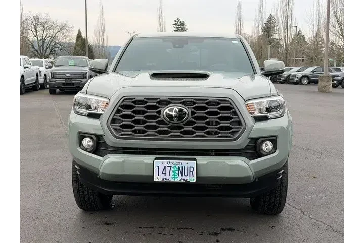 $39983 : Toyota Tacoma 2022 4x4 TRD S image 9