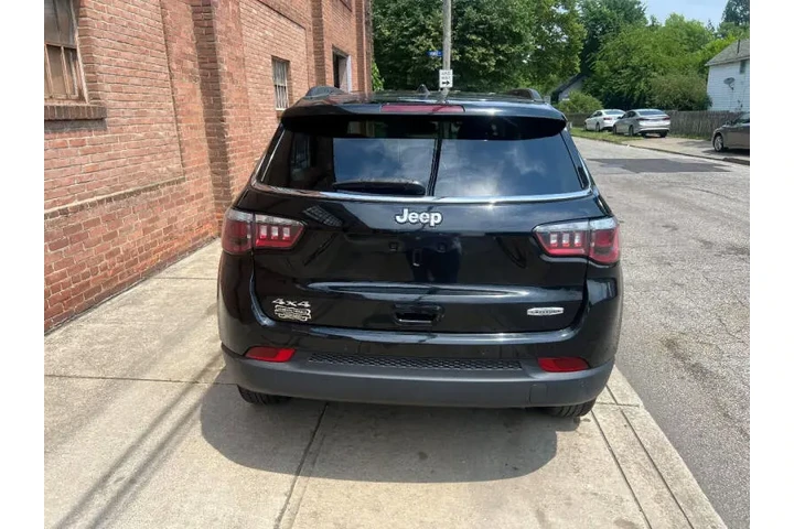 $15999 : 2018 Compass Latitude image 10