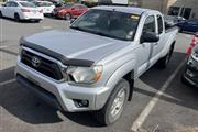 PRE-OWNED 2013 TOYOTA TACOMA en Madison WV