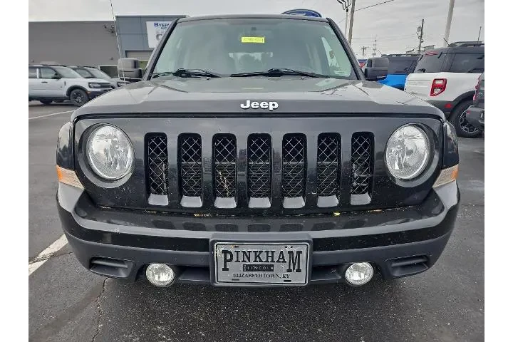 $10323 : Jeep Patriot 2016 4x4 Latitu image 3