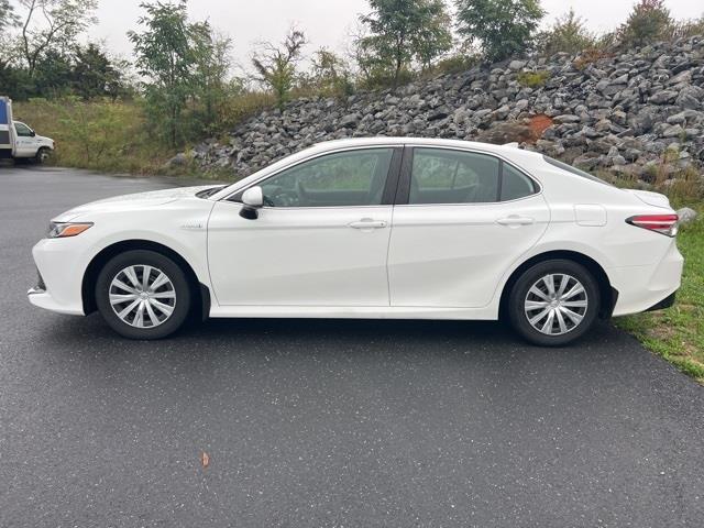 $27498 : PRE-OWNED 2020 TOYOTA CAMRY H image 5