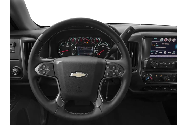 $23984 : 2017 Silverado 1500 LT image 4